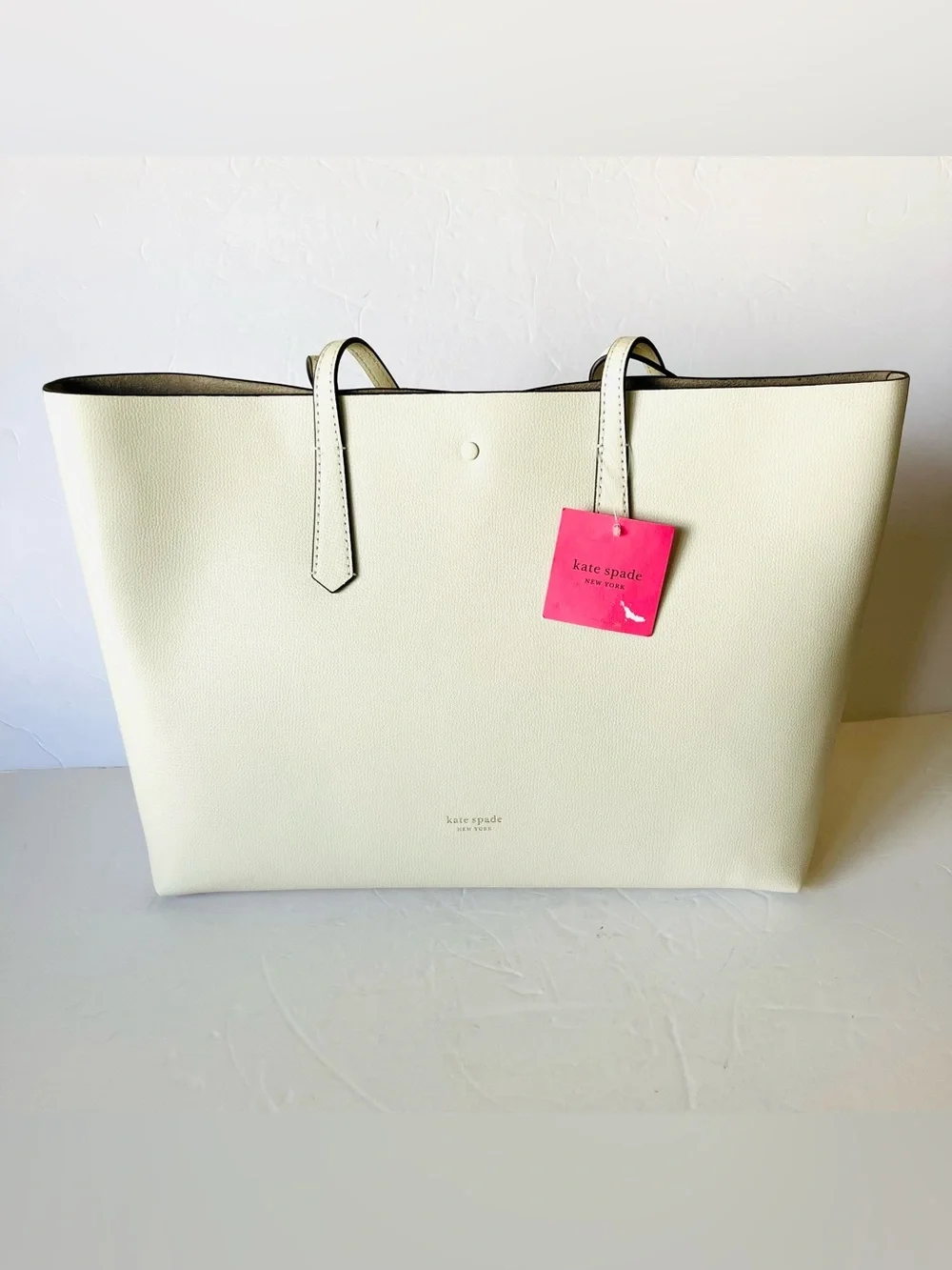 Kate Spade Molly Tote NWT Parchment Ivory W/Wristlet